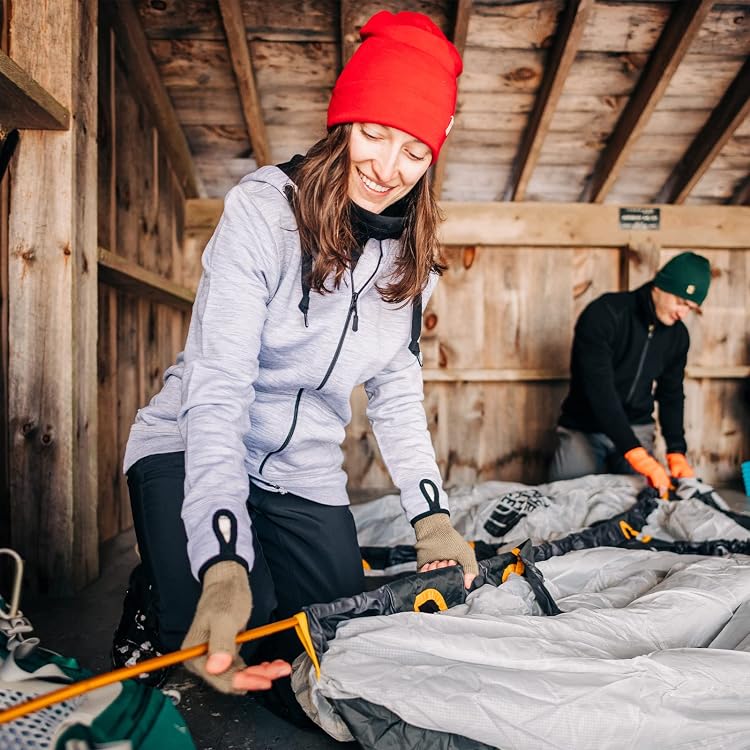 Minus33 Store – Premium Wool Layers Designed for Cold Weather Adventures,Stay Warm, Dry & Comfortable